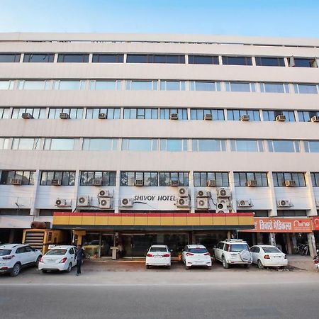 Shivoy Hotel Горакхпур Экстерьер фото